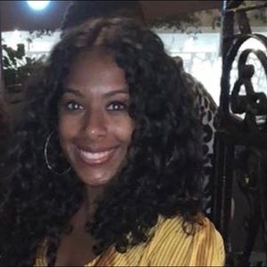 Meet your Posher, Shaira